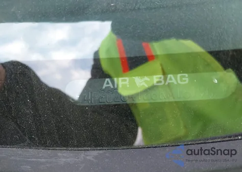 2006 Mazda Tribute S из США, поврежденный, VIN 4F2CZ04126KM16196